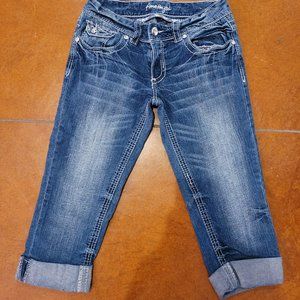 Amethyst Size 7 Jean Capri Denim